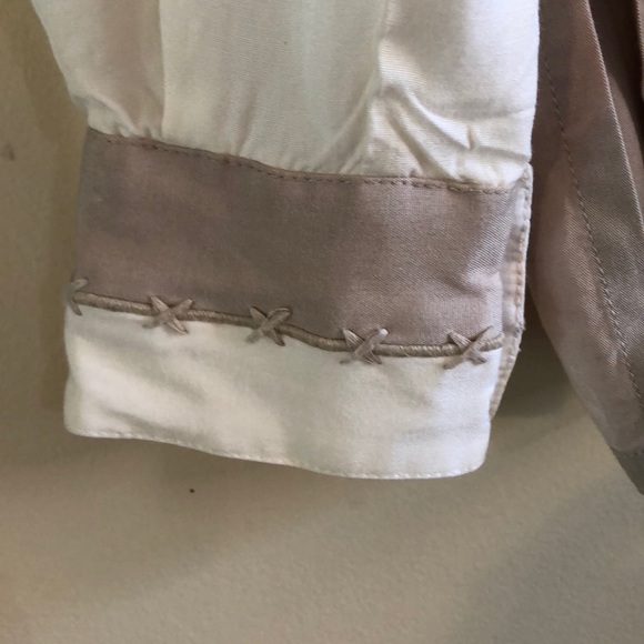 Express cream beige button-down shirt blouse M - Picture 5 of 9